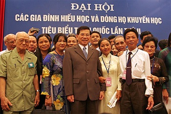 “Hội Khuyến học góp phần chấn hưng giáo dục, đưa dân tộc ra biển lớn” - 1