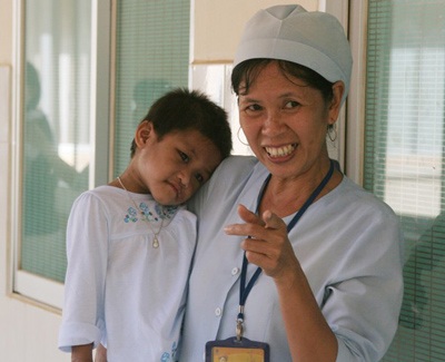 Ngày mai, bé Hảo về trại trẻ mồ côi  - 10