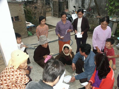 Cưỡng ép làm từ thiện và án phạt “chuồng tiêu” - 2