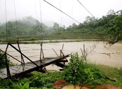 8 người chết và mất tích vì mưa lũ ở Bắc Kạn - 2