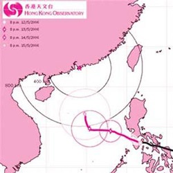 Không có chuyện bão Chanchu "đột ngột đổi hướng" - 1