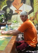 Trinh nữ 30 kiếm kẻ "hái hoa" - 1