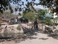 Hà Nội: Hai đô thị mới "chết kẹt" vì đường sá - 1 Hà Nội: Hai đô thị mới "chết kẹt" vì đường sá - 1