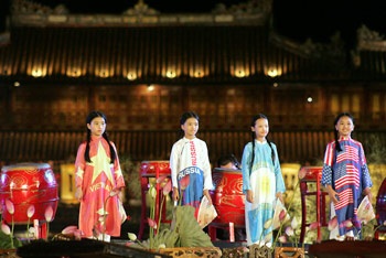 Đêm lung linh sắc màu văn hoá - 4 Đêm lung linh sắc màu văn hoá - 4