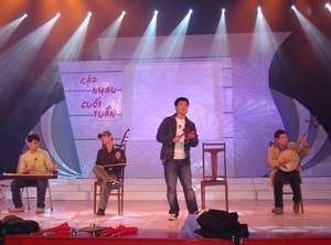 Gặp nhau cuối tuần nói thật trong “ngày nói dối” - 2 Gặp nhau cuối tuần nói thật trong “ngày nói dối” - 2