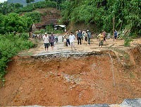 Tìm thấy 25 xác trong số 54 người mất tích ở Yên Bái - 2