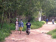 Bạo lực hoành hành ở làng đại học Thủ Đức - 2