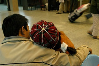 Sân ga đêm cuối năm - 3 Sân ga đêm cuối năm - 3