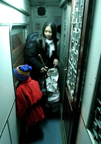 Sân ga đêm cuối năm - 6 Sân ga đêm cuối năm - 6