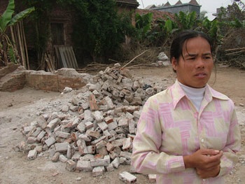 Tản Hồng những ngày đất lở - 1 Tản Hồng những ngày đất lở - 1