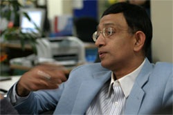 Giao lưu trực tuyến: Những căn bệnh tiềm ẩn của giới văn phòng - 4