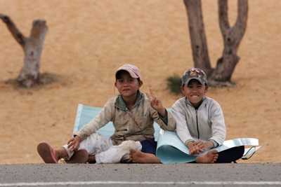 Tuổi thơ miền gió cát - 3