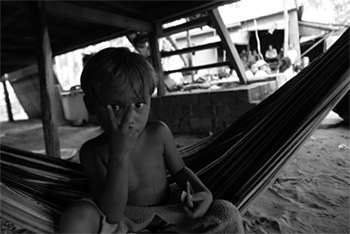 Những tuổi thơ ngược xuôi theo dòng nước - 2