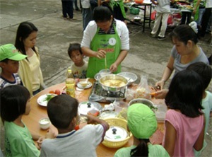 Ngày hội cho trẻ em không gia đình và khuyết tật - 3 Ngày hội cho trẻ em không gia đình và khuyết tật - 3