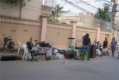 TPHCM: 11 căn nhà sụp xuống sông trong 2 phút - 5