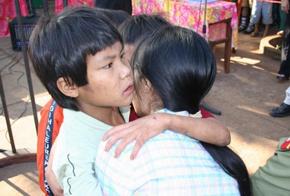 Những hình ảnh day dứt tại phiên xử vụ bạo hành cháu Hảo - 10