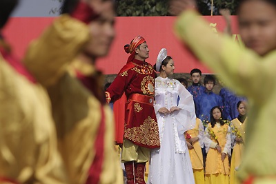 Gò Đống Đa khai hội trong tiết xuân đẹp - 4