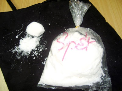 Thịt ướp hoá chất, cả tuần không thiu - 1