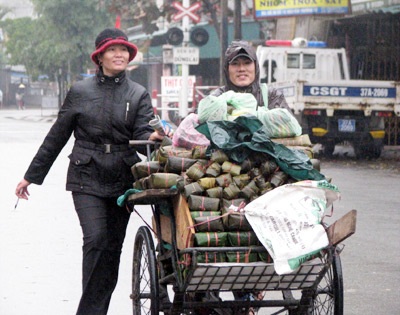 Bánh chưng thành Vinh hối hả những mẻ cuối - 9