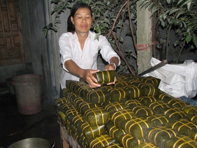 Bánh chưng thành Vinh hối hả những mẻ cuối - 5