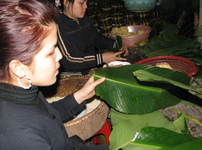 Bánh chưng thành Vinh hối hả những mẻ cuối - 1