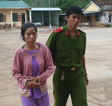 Ngày mai xét xử vụ bạo hành cháu Hảo - 1 Ngày mai xét xử vụ bạo hành cháu Hảo - 1