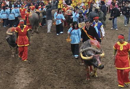 Vua đi cày trong lễ hội tịch điền Đọi Sơn - 18