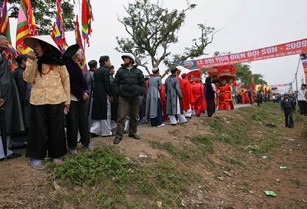Vua đi cày trong lễ hội tịch điền Đọi Sơn - 1