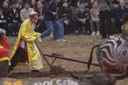 Vua đi cày trong lễ hội tịch điền Đọi Sơn - 17