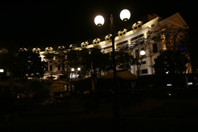 Giới trẻ Hà thành lần đầu tiên “không đèn” - 9