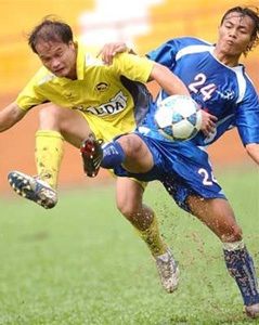 Đồng Tháp lên V-League, nhóm cuối lại “râm ran” - 1