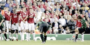 Chiến thắng nghẹt thở của Quỷ đỏ MU - 2 Chiến thắng nghẹt thở của Quỷ đỏ MU - 2