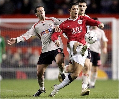 Lội dòng nước ngược, Quỷ đỏ đoạt vé vòng knock-out - 3 Lội dòng nước ngược, Quỷ đỏ đoạt vé vòng knock-out - 3