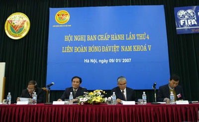 Bầu bán  &  Tuyển lên đường - 1