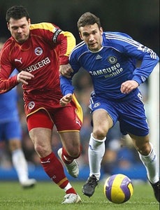 "Gã khổng lồ" trút giận? - 1