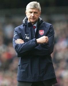 Arsenal "ôm hận" rời Upton Park! - 1