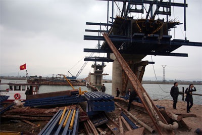 “Cầu Quảng Hải phải hoàn thành trước mùa mưa lũ” - 2