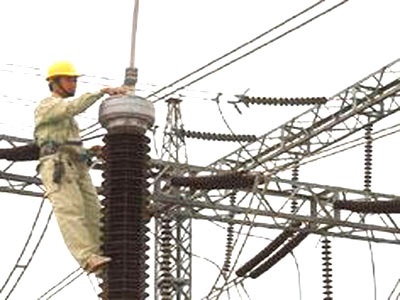 Nhiều "hệ luỵ" từ tăng giá điện - 1