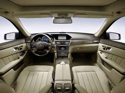 Mercedes công bố giá xe E-Class 2010 - 6 Mercedes công bố giá xe E-Class 2010 - 6