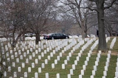 Obama xuất hiện cùng chiếc limousine biển số ‘44’ - 3