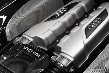 Cận cảnh Audi R8 phiên bản V10 FSI - 2 Cận cảnh Audi R8 phiên bản V10 FSI - 2