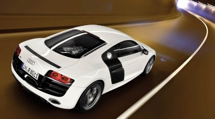 Cận cảnh Audi R8 phiên bản V10 FSI - 4 Cận cảnh Audi R8 phiên bản V10 FSI - 4