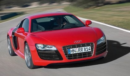 Cận cảnh Audi R8 phiên bản V10 FSI - 9 Cận cảnh Audi R8 phiên bản V10 FSI - 9