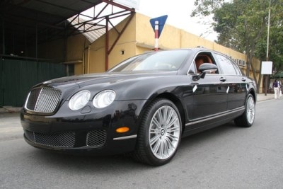 Siêu xe Flying Spur Speed đầu tiên tại Việt Nam - 5 Siêu xe Flying Spur Speed đầu tiên tại Việt Nam - 5