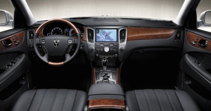 Hyundai Equus thách thức cả Mercedes và Lexus - 3 Hyundai Equus thách thức cả Mercedes và Lexus - 3