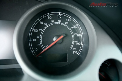 Gallardo - Cỗ máy tốc độ thuần khiết! - 12