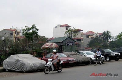Hà Nội: Gian nan chuyện gửi ô tô - 3 Hà Nội: Gian nan chuyện gửi ô tô - 3
