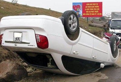 Mưa phùn, mùa lật xe và chút kinh nghiệm - 1 Mưa phùn, mùa lật xe và chút kinh nghiệm - 1