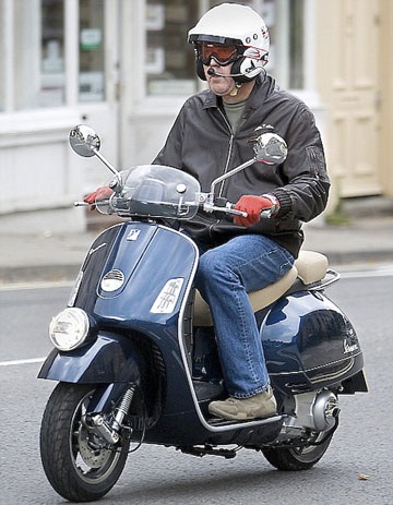 Sao và Vespa - 18 Sao và Vespa - 18