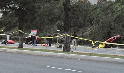 Ferrari gãy đôi, một người thiệt mạng - 4